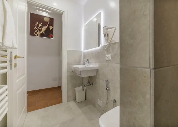 Apartment Via Genova Rom